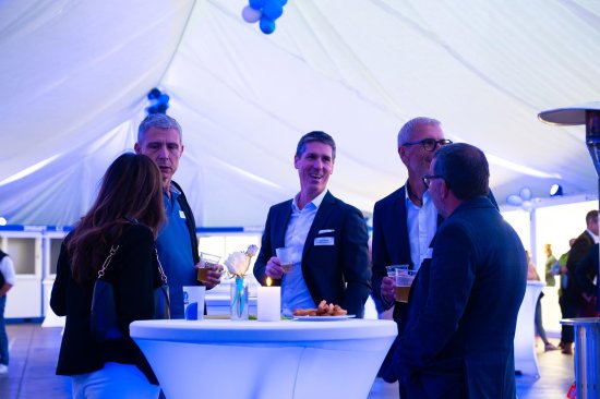 Image Un lancement mémorable pour 350 ans de tradition Image Un lancement mémorable pour 350 ans de tradition